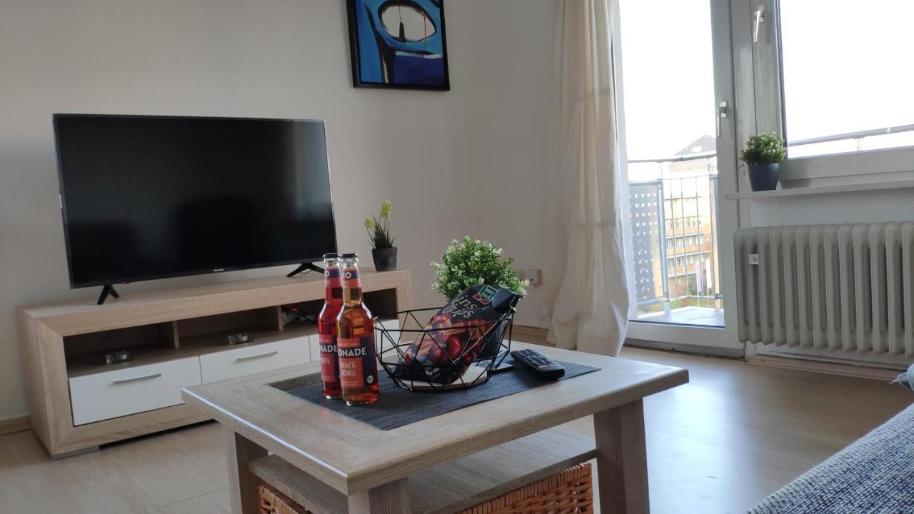 Zen Apartments - Geraumig Fur 4 - Zentral - Balkon - Netflix Karlsruhe Eksteriør bilde