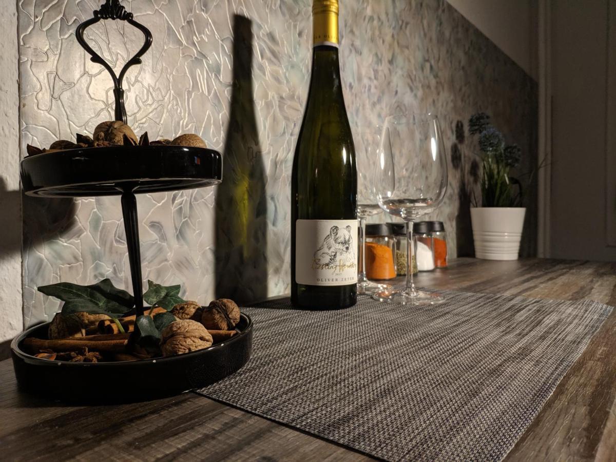 Zen Apartments - Geraumig Fur 4 - Zentral - Balkon - Netflix Karlsruhe Eksteriør bilde